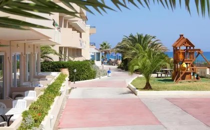 Apartment for 4 Persons, Swimming Pool, Near the Beach