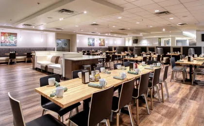 Holiday Inn & Suites Atlanta Airport-North
