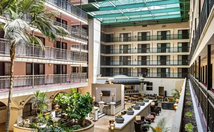Embassy Suites by Hilton Los Angeles International Airport South