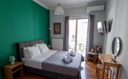 Comfortable Apt, Next To Archeological Museum!
