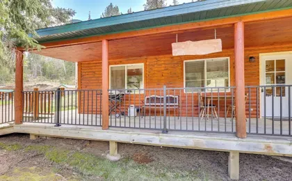 Pets Welcome: Cozy Cabin w/ Deck in Deadwood!