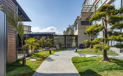 Haiyue Rongting Homestay (Dali Erhai International Ecological City Branch)
