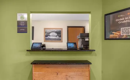 Extended Stay America Select Suites Fort Myers Northeast