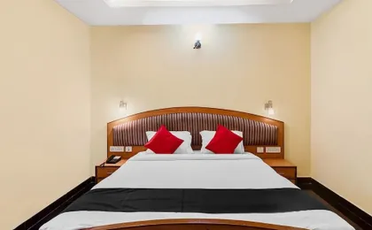 Capital O 49411 Hotel Anmol Continental