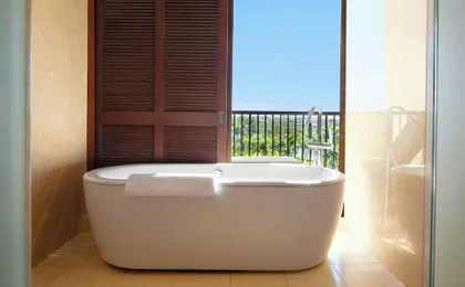 Mauna Lani, Auberge Resorts Collection