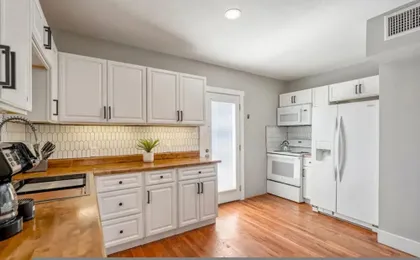 2-bedroom - Equipped Kitchen - Gated Parking