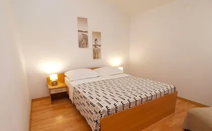 Apartment 440