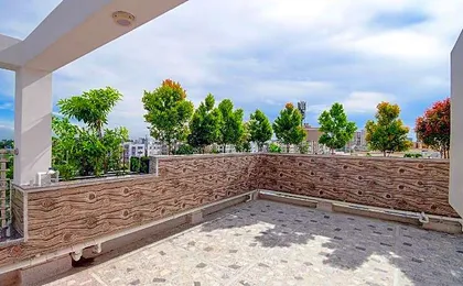 FabHotel Anchorage Inn - Nr. Axis Mall