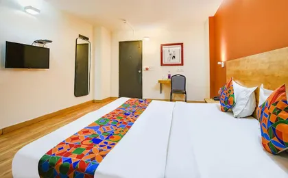 Fabhotel la Serene Nfc