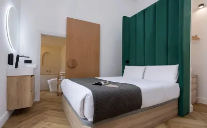 Elegant Apartment in Sevilla Antonia Diaz III