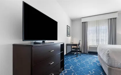 Best Western Plus New Richmond Inn & Suites