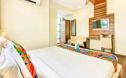 New Axis by Glitz Hotels
