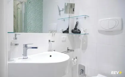 Viale Giulio Cesare Guest House