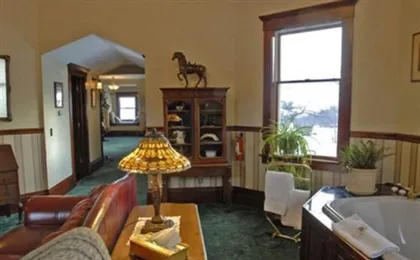 Rittenhouse Inn