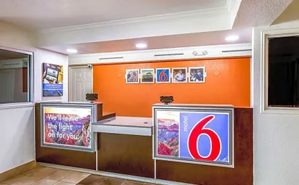 Motel 6 Euless, TX - DFW West