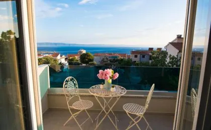 Sea view luxury studio apartment