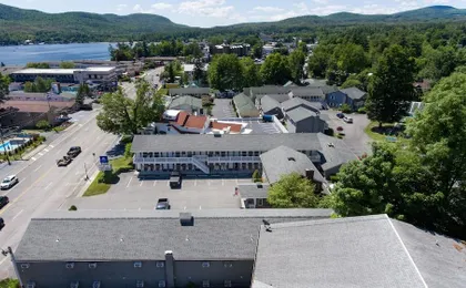Adirondack Retreat Inn And Suites