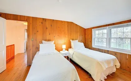Walk to Amagansett Beach: Cottage w/ Deck!