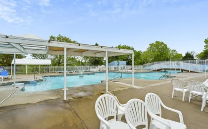 Serene Escape at Table Rock Lake