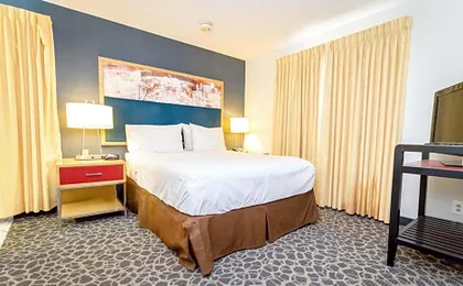 Philadelphia Suites - An Extended Stay Hotel near Philadelphia International Airport