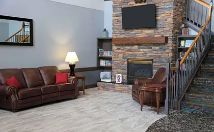 Country Inn & Suites by Radisson, Little Falls, MN