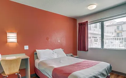 Motel 6-Medford, OR