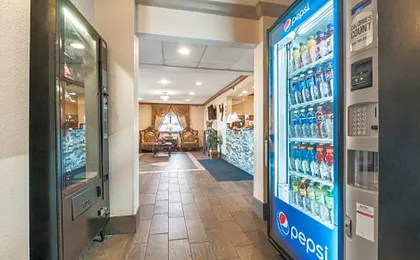 American Inn & Suites Metro Airport