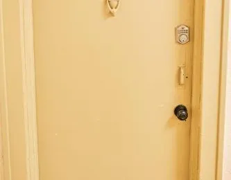 The Marlin Rooster Apartments