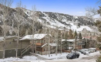 Premier 2 Bedroom Downtown Aspen Condo Just 100 Yards From the Gondola, High End Shopping, Dining and Entertainment