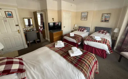Rossdene House