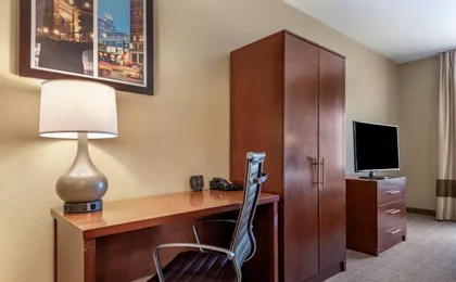 Comfort Suites Mason