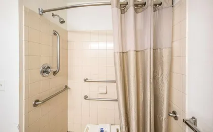 Golden Isles Inn & Suites Brunswick South