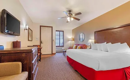 Best Western Plus Hacienda Suites-Old Town