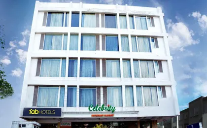 Oyo Townhouse O75309 Hotel Royal Cm