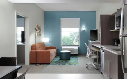 Home2 Suites by Hilton Fort Collins (H)