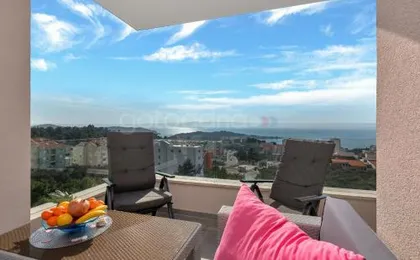 Luxury Apartment POSEIDON - Free Beach parking