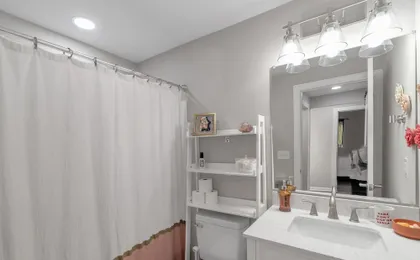 Charming Pet Friendly Concord Retreat 3 Bedroom Home