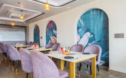 Hotel Kanha & Banquet