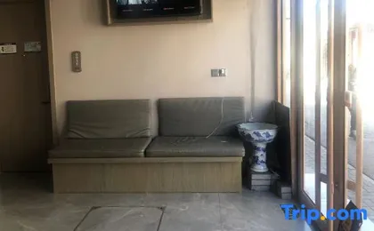 Qing'anren Hotel (Beijing Qianmen Dashilan Branch)