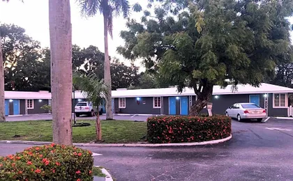 Bay Breeze Inn Bradenton Downtown