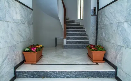 Apartment at the foothills of Acropolis