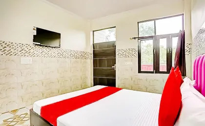 Roomshala 164 Hotel Thanks