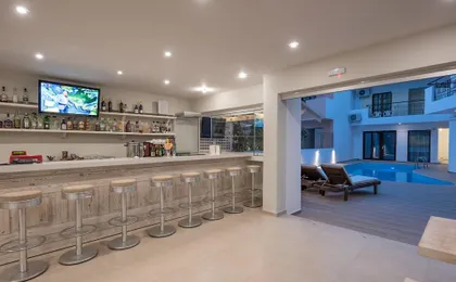 Artemis Hotel Apartments