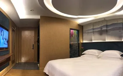 Longchi Fashion Boutique Hotel
