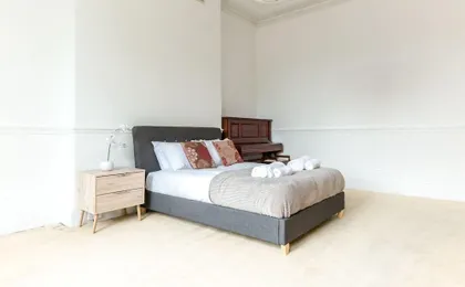Spacious 1br Period Apartment Hampstead