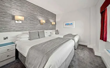 The Cliffs Hotel