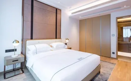 Platinum Stearns Hotel
