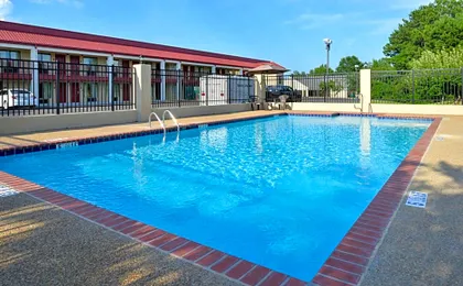 Americas Best Value Inn Tupelo Barnes Crossing