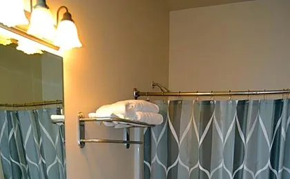 Anaco Bay Inn