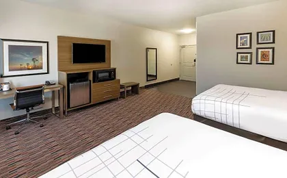 La Quinta Inn & Suites by Wyndham Wichita Falls - Msu Area